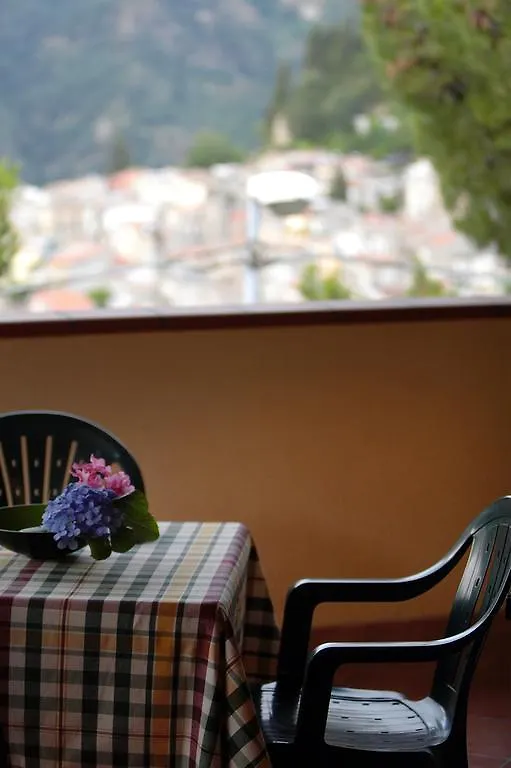 B&B Fort Apache Monforte San Giorgio 3*,  Italia