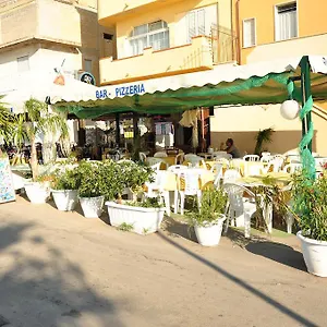 Le Bistro Trappeto Trappeto (Sicily)